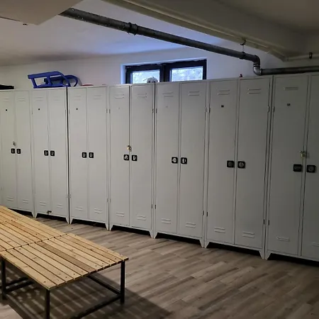 Montana, Kopaonik, Ivony 아파트